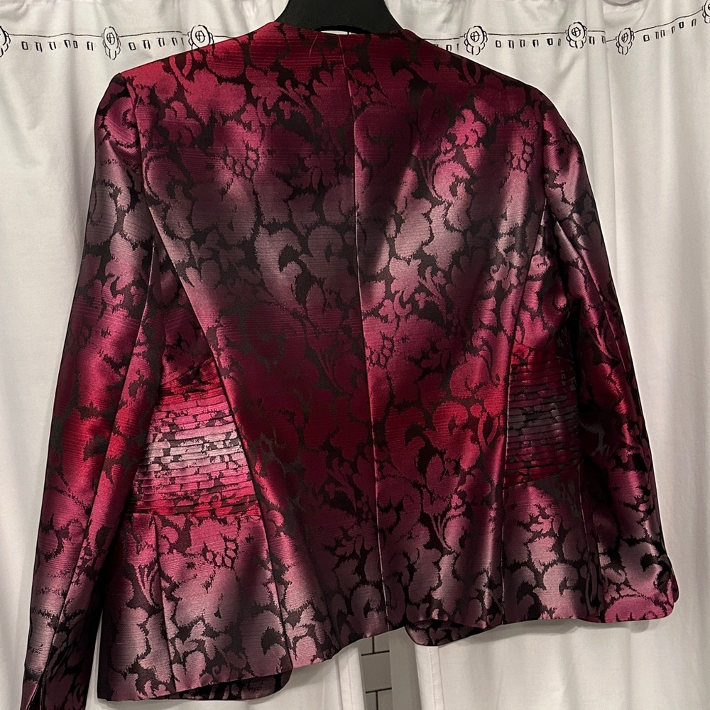 Kasper Pink and Black 3 Piece Women’s pant suit - Picture 9 of 10